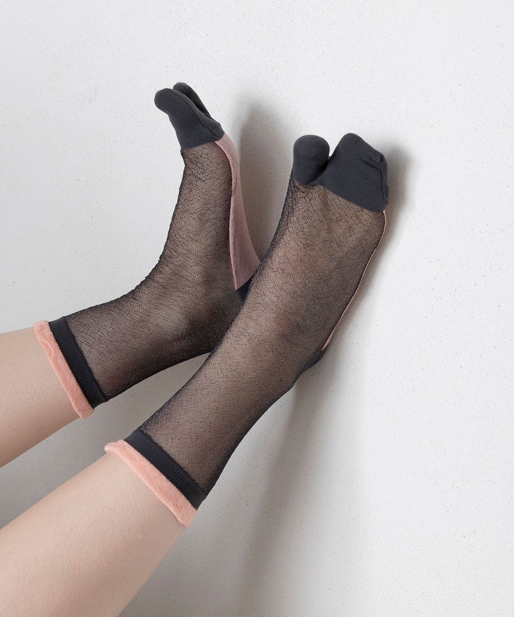 【トリコテ/Tricote】のSHEER LAME TABI SOCKS/シアーラメタビソックス インテリア・キッズ・メンズ・レディースファッション・服の通販 founy(ファニー) 　ファッション　Fashion　レディースファッション　WOMEN　ソックス　Socks　レッグウェア　Legwear　おすすめ　Recommend　クール　Cool　サンダル　Sandals　シアー　Sheer　ソックス　Socks　タンブラー　Tumbler　フリル　Frills　エレガント 上品　Elegant　人気　Popularity　99BLACK|ID: prp329100002311586 ipo3291000000028584873