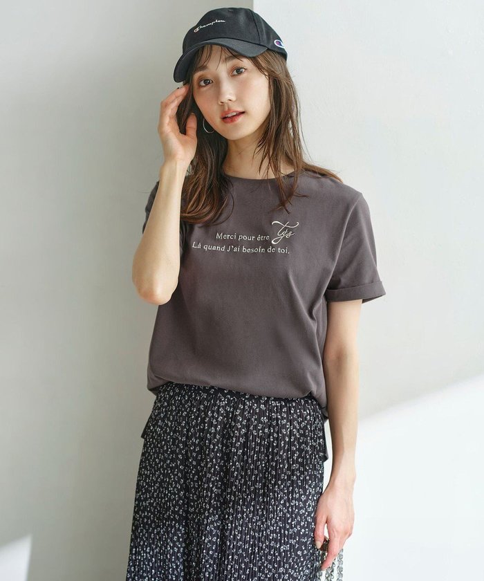 【エニィ スィス/any SiS】のロゴ刺繍 Tシャツ インテリア・キッズ・メンズ・レディースファッション・服の通販 founy(ファニー) https://founy.com/ ファッション Fashion レディースファッション WOMEN トップス・カットソー Tops/Tshirt シャツ/ブラウス Shirts/Blouses ロング / Tシャツ T-Shirts カットソー Cut and Sewn 春 Spring カットソー Cut And Sew シンプル Simple スリット Slit バランス Balance S/S・春夏 Ss・Spring/Summer 夏 Summer |ID: prp329100002314932 ipo3291000000027112280