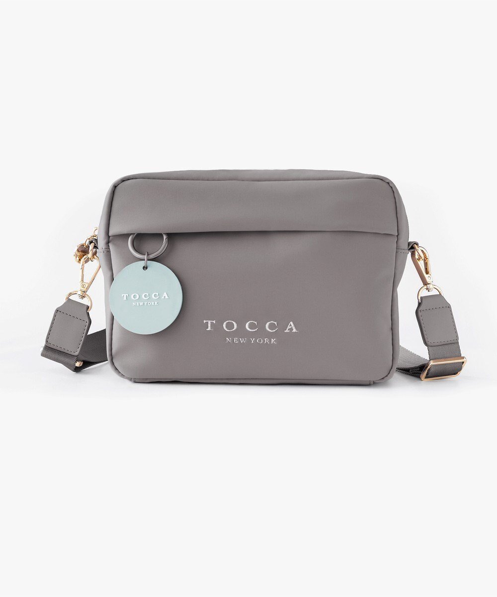 【トッカ/TOCCA】の【WEB限定&一部店舗限定】【撥水】ARIA CAMERA BAG バッグ インテリア・キッズ・メンズ・レディースファッション・服の通販 founy(ファニー) 　ファッション　Fashion　レディースファッション　WOMEN　バッグ　Bag　カメラ　Camera　クラウン　Crown　コレクション　Collection　コンパクト　Compact　シューズ　Shoes　シリコン　Silicon　スクエア　Square　スポーツ　Sports　財布　Wallet　チャーム　Charm　フェミニン　Feminine　フォルム　Form　フラット　Flat　フロント　Front　ポケット　Pocket　ポーチ　Pouch　リラックス　Relax　旅行　Travel　ベージュ系|ID: prp329100002447290 ipo3291000000028573656