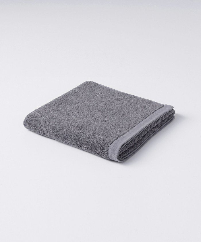 【ホワイトメイルズ/WHITE MAILS】のSLIM BATH TOWEL バスタオル インテリア・キッズ・メンズ・レディースファッション・服の通販 founy(ファニー) https://founy.com/ ファッション Fashion レディースファッション WOMEN コンパクト Compact 吸水 Water Absorption 抗菌 Antibacterial 軽量 Lightweight タオル Towel 冬 Winter 夏 Summer |ID: prp329100002562431 ipo3291000000024008626