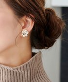 【フィービィー/phoebe】のパーティクルエレガントイヤリング 人気、トレンドファッション・服の通販 founy(ファニー) ファッション Fashion レディースファッション WOMEN ジュエリー Jewelry リング Rings イヤリング Earrings おすすめ Recommend アクセサリー Accessories イヤリング Earrings パール Pearl ビジュー Bijou フォルム Form thumbnail ゴールド|ID: prp329100002777317 ipo3291000000026194658