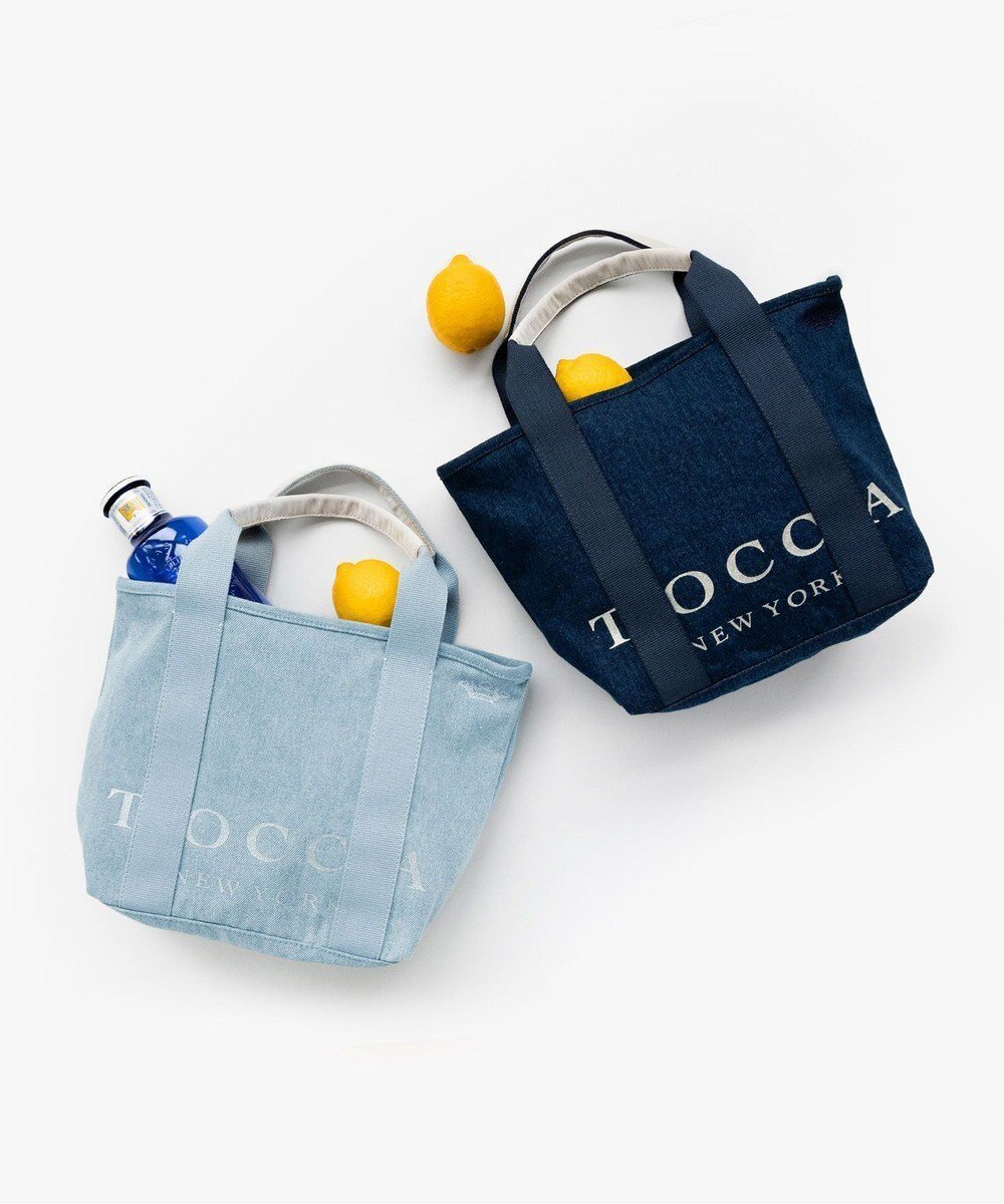 【トッカ/TOCCA】の【WEB&一部店舗限定】BIG TOCCA DENIM TOTE トートバッグ 人気、トレンドファッション・服の通販 founy(ファニー) 　ファッション　Fashion　レディースファッション　WOMEN　バッグ　Bag　クラウン　Crown　シューズ　Shoes　シンプル　Simple　スタイリッシュ　Stylish　スポーツ　Sports　財布　Wallet　テクスチャー　Texture　デニム　Denim　フェミニン　Feminine　ポケット　Pocket　ポーチ　Pouch　旅行　Travel　 other-1|ID: prp329100002937523 ipo3291000000028414953