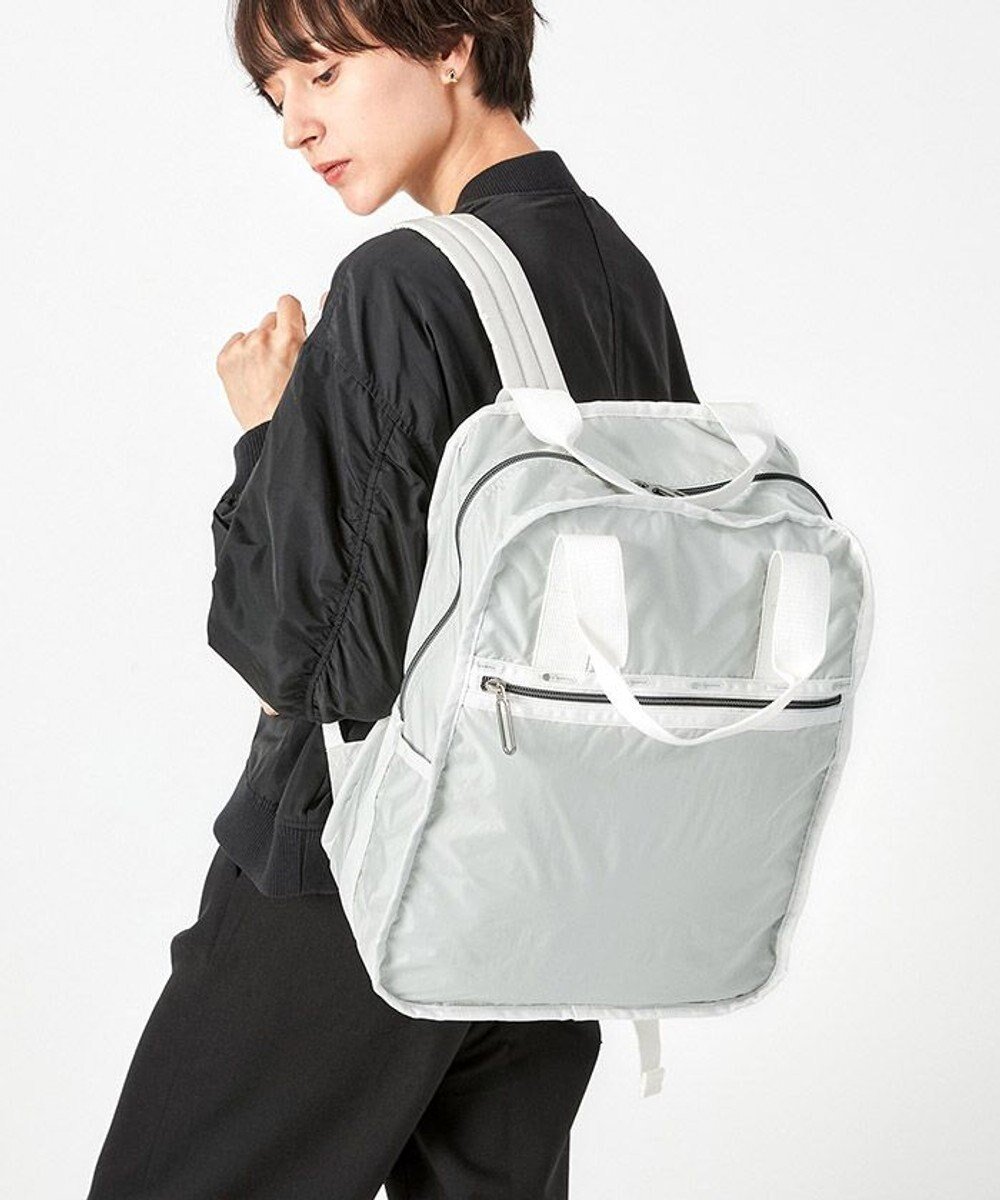 【レスポートサック/LeSportsac】のCR URBAN BACKPACK/ブランC 人気、トレンドファッション・服の通販 founy(ファニー) 　ファッション　Fashion　レディースファッション　WOMEN　バッグ　Bag　クッション　Cushion　軽量　Lightweight　シンプル　Simple　定番　Standard　人気　Popularity　プリント　Print　ポケット　Pocket　無地　Plain Color　リュック　Ruck Sack　おすすめ　Recommend　ビジネス 仕事 通勤　Business　 other-1|ID: prp329100003217953 ipo3291000000028463890