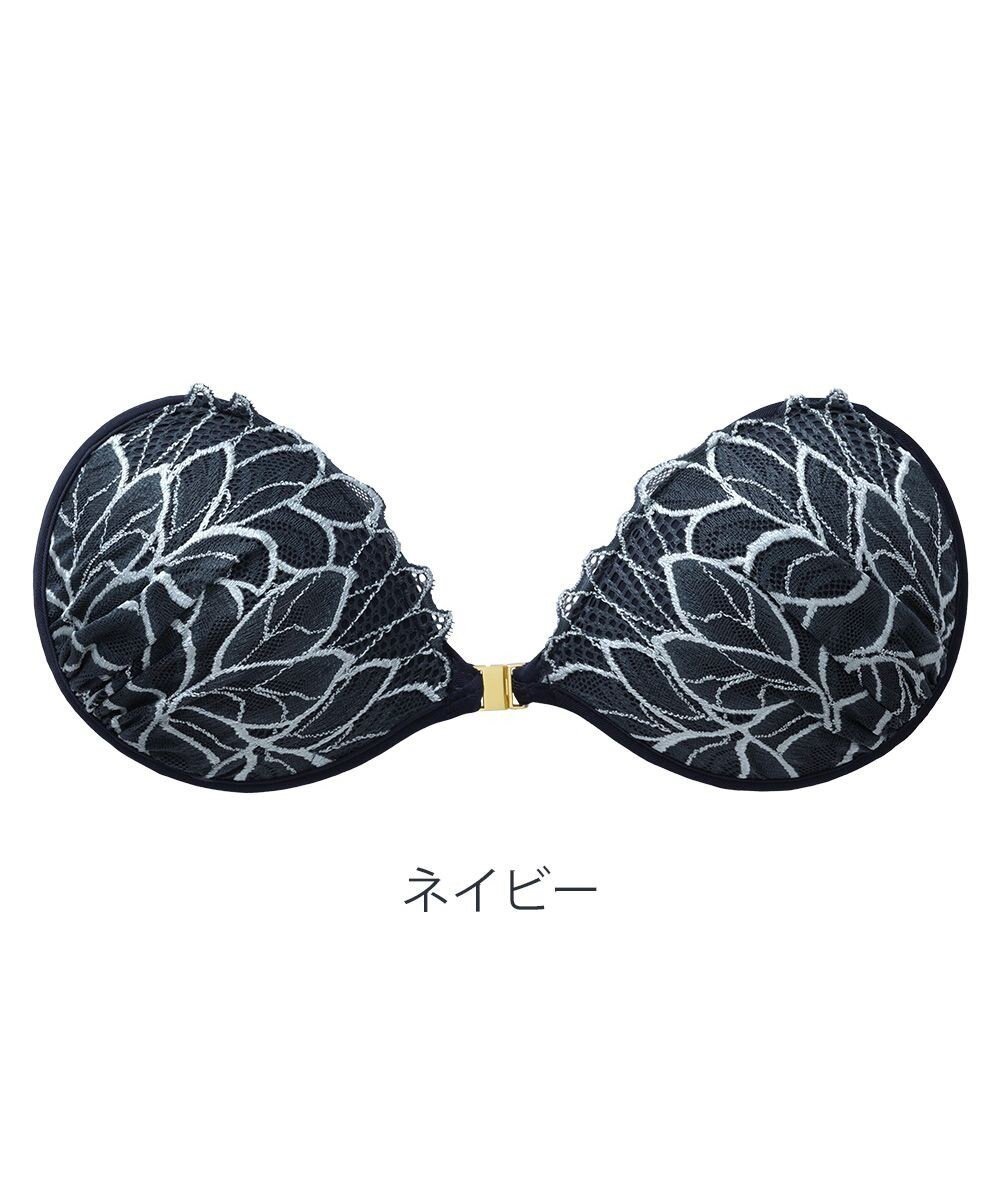 【ブラデリス ニューヨーク/BRADELIS New York】の【NuBra / ナチュラルタイプ】ヌーブラ・エアーライト リーフ ブラ特有の締めつけがないストレスフリーブラ 人気、トレンドファッション・服の通販 founy(ファニー) 　ファッション　Fashion　レディースファッション　WOMEN　アンダー　Under　オイル　Oil　オフショルダー　Off Shoulder　春　Spring　キャミソール　Camisole　コレクション　Collection　軽量　Lightweight　ショルダー　Shoulder　ショーツ　Shorts　シリコン　Silicon　タオル　Towel　ドレス　Dress　人気　Popularity　パイピング　Piping　フィット　Fit　フォルム　Form　ブラジャー　Bra　モチーフ　Motif　ランジェリー　Lingerie　リーフ　Leaf　レース　Race　S/S・春夏　Ss・Spring/Summer　おすすめ　Recommend　夏　Summer　エレガント 上品　Elegant　結婚式　Wedding Ceremony　 other-1|ID: prp329100003309824 ipo3291000000028397877