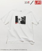 【23区/NIJYUSANKU】の【23区/LIFE】PHOTO Tシャツ 人気、トレンドファッション・服の通販 founy(ファニー) ファッション Fashion レディースファッション WOMEN トップス・カットソー Tops/Tshirt シャツ/ブラウス Shirts/Blouses ロング / Tシャツ T-Shirts カットソー Cut and Sewn 春 Spring カットソー Cut And Sew クラシカル Classical コレクション Collection コンパクト Compact 雑誌 Magazine ビビッド Vivid フランス France プリント Print ベーシック Basic モノトーン Monotone S/S・春夏 Ss・Spring/Summer 夏 Summer 2023春夏・S/S Ss,Spring/Summer,2023 2023年 2023 thumbnail ホワイト系|ID: prp329100003313674 ipo3291000000029173050