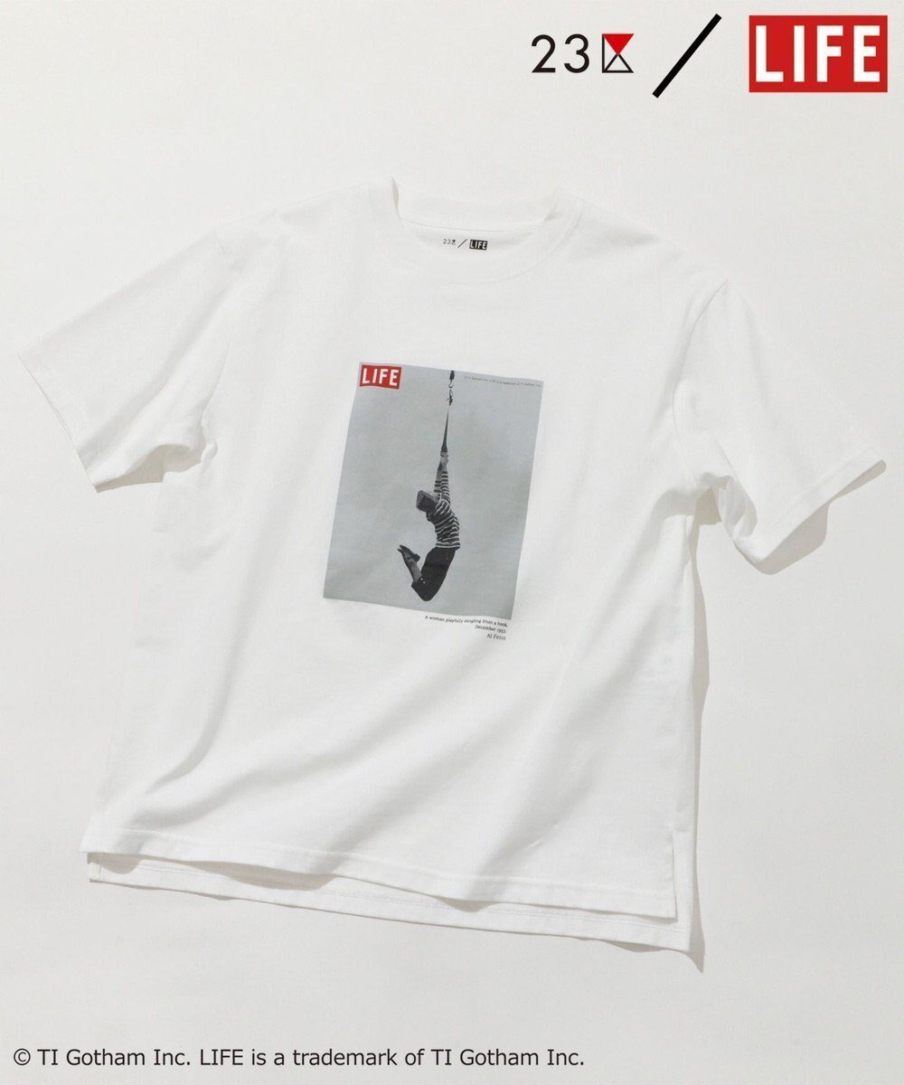 【23区/NIJYUSANKU】の【23区/LIFE】PHOTO Tシャツ インテリア・キッズ・メンズ・レディースファッション・服の通販 founy(ファニー) 　ファッション　Fashion　レディースファッション　WOMEN　トップス・カットソー　Tops/Tshirt　シャツ/ブラウス　Shirts/Blouses　ロング / Tシャツ　T-Shirts　カットソー　Cut and Sewn　春　Spring　カットソー　Cut And Sew　クラシカル　Classical　コレクション　Collection　コンパクト　Compact　雑誌　Magazine　ビビッド　Vivid　フランス　France　プリント　Print　ベーシック　Basic　モノトーン　Monotone　S/S・春夏　Ss・Spring/Summer　夏　Summer　2023春夏・S/S　Ss,Spring/Summer,2023　2023年　2023　ホワイト系|ID: prp329100003313674 ipo3291000000029173051