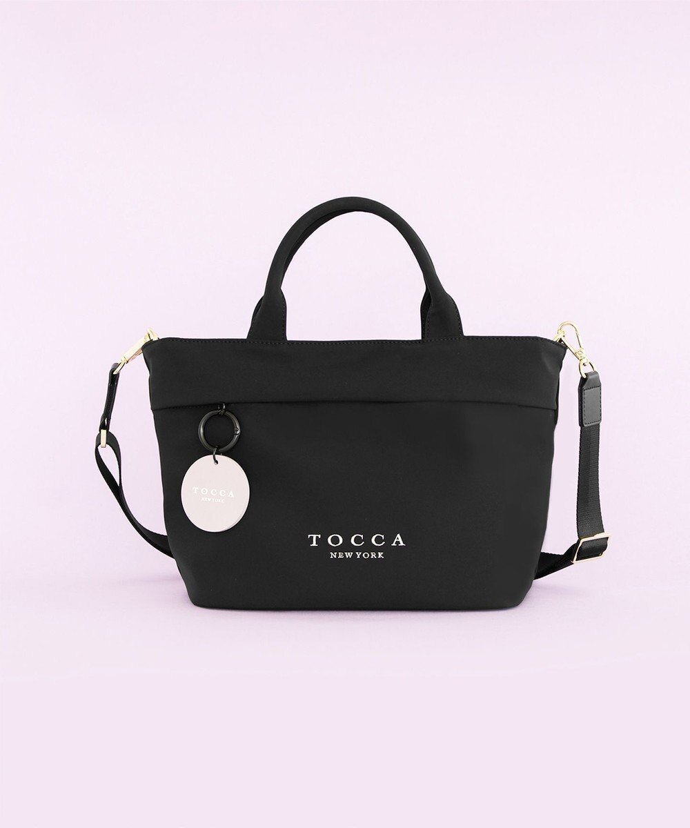 【トッカ/TOCCA】の【WEB限定&一部店舗限定】【撥水】ARIA TOTE M トートバッグ M インテリア・キッズ・メンズ・レディースファッション・服の通販 founy(ファニー) 　ファッション　Fashion　レディースファッション　WOMEN　バッグ　Bag　クラウン　Crown　コレクション　Collection　シューズ　Shoes　シリコン　Silicon　ジップ　Zip　スポーツ　Sports　財布　Wallet　チャーム　Charm　フェミニン　Feminine　フロント　Front　ポケット　Pocket　リラックス　Relax　旅行　Travel　ブラック系|ID: prp329100003318694 ipo3291000000029172742