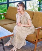 【ティアクラッセ/Tiaclasse】の【洗える】花柄シフォン衿ギャザーワンピース ベージュ|ID: prp329100003361830 ipo3291000000028396356