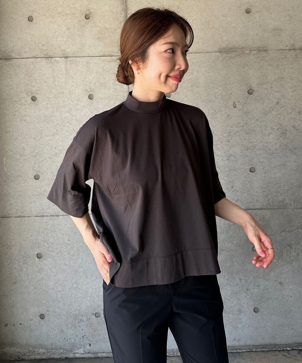 【アンフィーロ 自由区/UNFILO】の【吸水速乾/マシンウォッシャブル】ハイネッククロップドTシャツ 人気、トレンドファッション・服の通販 founy(ファニー) 　ファッション　Fashion　レディースファッション　WOMEN　トップス・カットソー　Tops/Tshirt　シャツ/ブラウス　Shirts/Blouses　ロング / Tシャツ　T-Shirts　カットソー　Cut and Sewn　S/S・春夏　Ss・Spring/Summer　カットソー　Cut And Sew　ハイネック　High Neck　エレガント 上品　Elegant　再入荷　Restock/Back In Stock/Re Arrival　吸水　Water Absorption　夏　Summer　春　Spring　 other-1|ID: prp329100003472142 ipo3291000000028393133