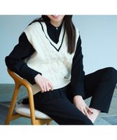 【23区/NIJYUSANKU】の【洗える】コットンリリー Vネック ベスト 人気、トレンドファッション・服の通販 founy(ファニー) ファッション Fashion レディースファッション WOMEN アウター Coat Outerwear トップス・カットソー Tops/Tshirt ベスト/ジレ Gilets/Vests Vネック V-Neck 洗える Washable ジャケット Jacket ストレッチ Stretch ベスト Vest A/W・秋冬 Aw・Autumn/Winter・Fw・Fall-Winter 冬 Winter 再入荷 Restock/Back In Stock/Re Arrival 2023年 2023 2023-2024秋冬・A/W Aw/Autumn/Winter//Fw/Fall-Winter/2023-2024 |ID:prp329100003476816