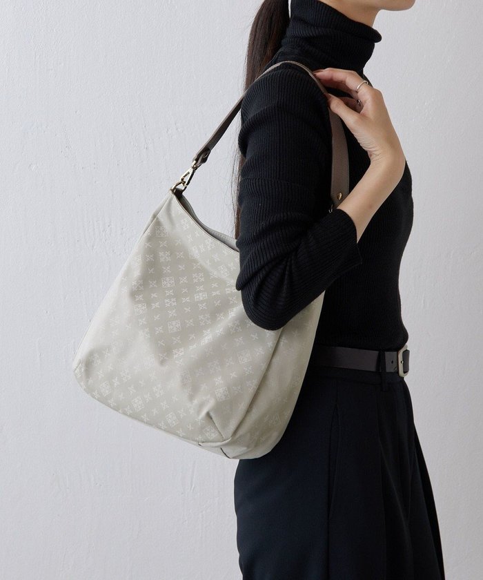 【ラシット/russet】のラージショルダーバッグ(CE-1178) インテリア・キッズ・メンズ・レディースファッション・服の通販 founy(ファニー) https://founy.com/ ファッション Fashion レディースファッション WOMEN 傘 Umbrella シンプル Simple 財布 Wallet タオル Towel 手帳 Pocket Book ハンカチ Handkerchief ビッグ Big ポケット Pocket ポーチ Pouch マグネット Magnet 再入荷 Restock/Back In Stock/Re Arrival おすすめ Recommend 日本製 Made In Japan |ID: prp329100003510946 ipo3291000000030853107