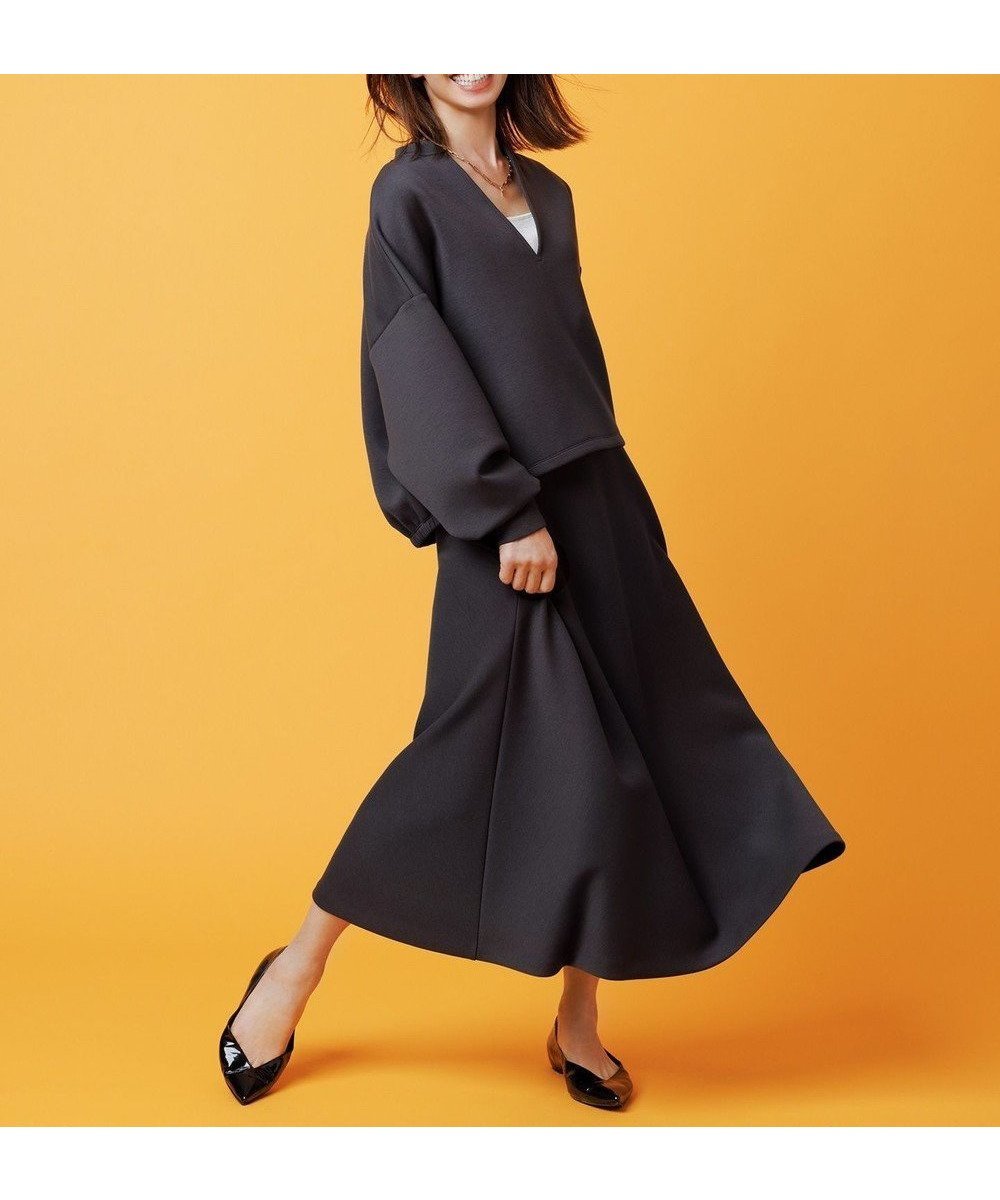 【アンフィーロ 自由区/UNFILO】の【新色登場】BEAUTY FORM JERSEY セミフレアスカート インテリア・キッズ・メンズ・レディースファッション・服の通販 founy(ファニー) 　ファッション　Fashion　レディースファッション　Fashion for Women　スカート　Skirts　Aライン・フレアスカート　A-Line & Flared Skirts　春　Spring　秋　Autumn　軽量　Lightweight, Ultra Light　ストレッチ　Stretch, Stretchy Fabric　トレンド　Trend, Trending Now　人気　Popular, Best Seller　フレア　Flare, Flared　冬　Winter / This Winter　A/W・秋冬　Autumn/Winter　ビジネス 仕事 通勤　Business / Work / Commuting　チャコール|ID: prp329100003529610 ipo3291000000036565459