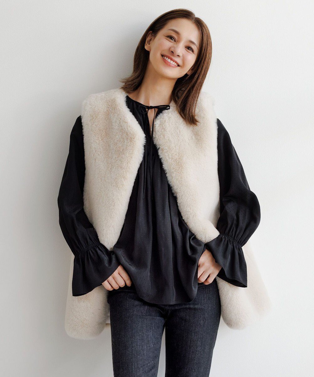 【アンフィーロ 自由区/UNFILO】のエコファージレ インテリア・キッズ・メンズ・レディースファッション・服の通販 founy(ファニー) 　ファッション　Fashion　レディースファッション　Fashion for Women　アウター　Coat / Outerwear Collection　レディースジャケット・軽アウター　Jackets　ジャケット　Jacket, Outerwear　ポケット　Pocket, Pocket Detail　A/W・秋冬　Autumn/Winter　エクリュ|ID: prp329100003529617 ipo3291000000035698808