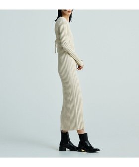 【アンクレイヴ/uncrave】のスムースニット背中開きワンピース(uncrave WHITE) 人気、トレンドファッション・服の通販 founy(ファニー) ファッション Fashion レディースファッション WOMEN ワンピース Dress ニットワンピース Knit Dresses カーディガン Cardigan スウェット Sweat 雑誌 Magazine なめらか Smooth ミニスカート Mini Skirt レギンス Leggings レース Race A/W・秋冬 Aw・Autumn/Winter・Fw・Fall-Winter |ID:prp329100003538594