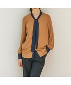 【ベイジ,/BEIGE,】の【WEB限定】MAKALU / ボウタイブラウス Camel (034)|ID:prp329100003546590