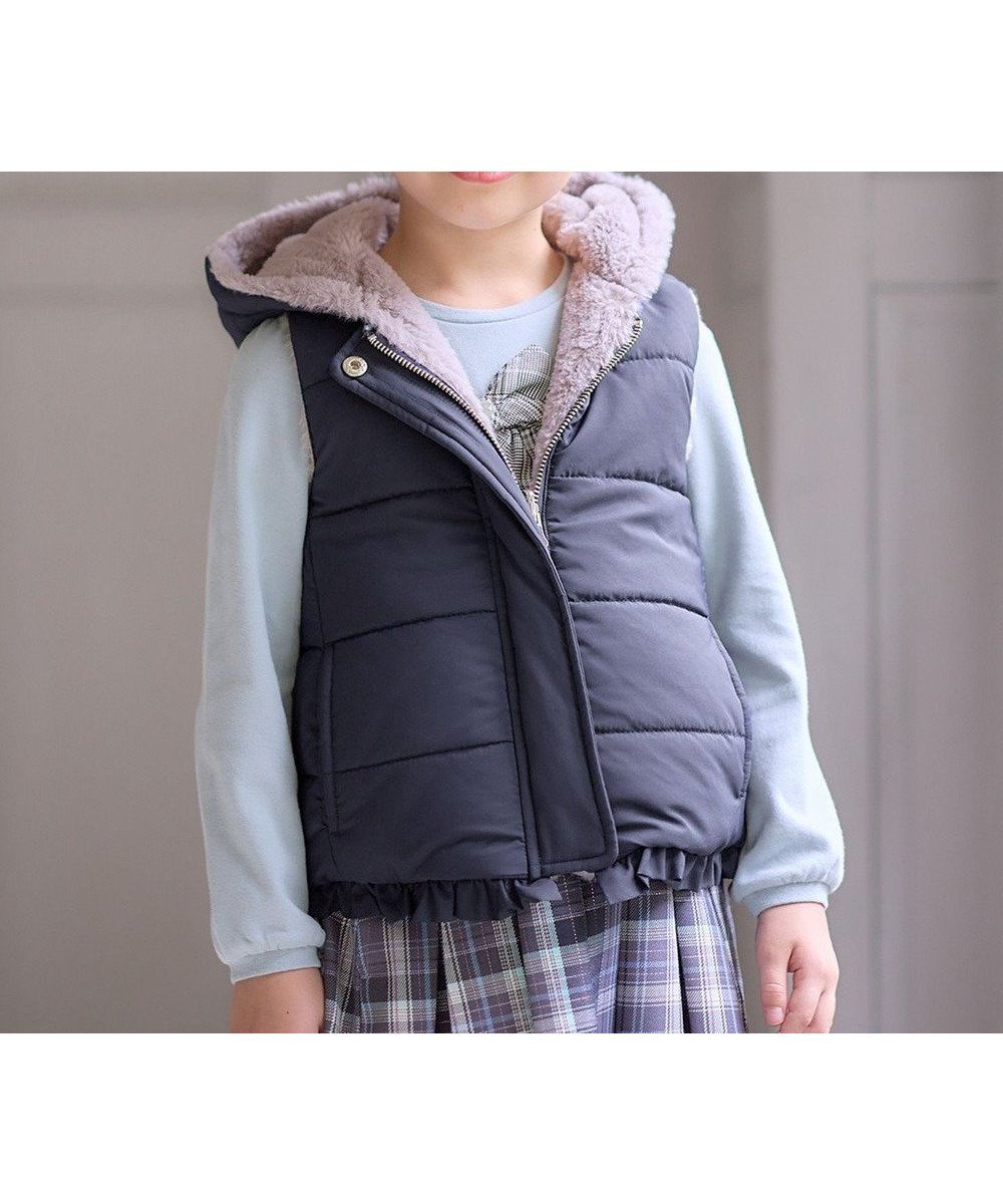 【エニファム/any FAM / KIDS】のボア リバーシブル ベスト インテリア・キッズ・メンズ・レディースファッション・服の通販 founy(ファニー) 　ファッション　Fashion　キッズファッション　KIDS　アウター　Coat Outerwear /Kids　A/W・秋冬　Aw・Autumn/Winter・Fw・Fall-Winter　シンプル　Simple　ジャケット　Jacket　ダウン　Down　フェイクファー　Faux Fur　フリル　Frills　ベスト　Vest　ポケット　Pocket　リバーシブル　Reversible　洗える　Washable　ネイビー×グレージュ|ID: prp329100003596947 ipo3291000000029384627