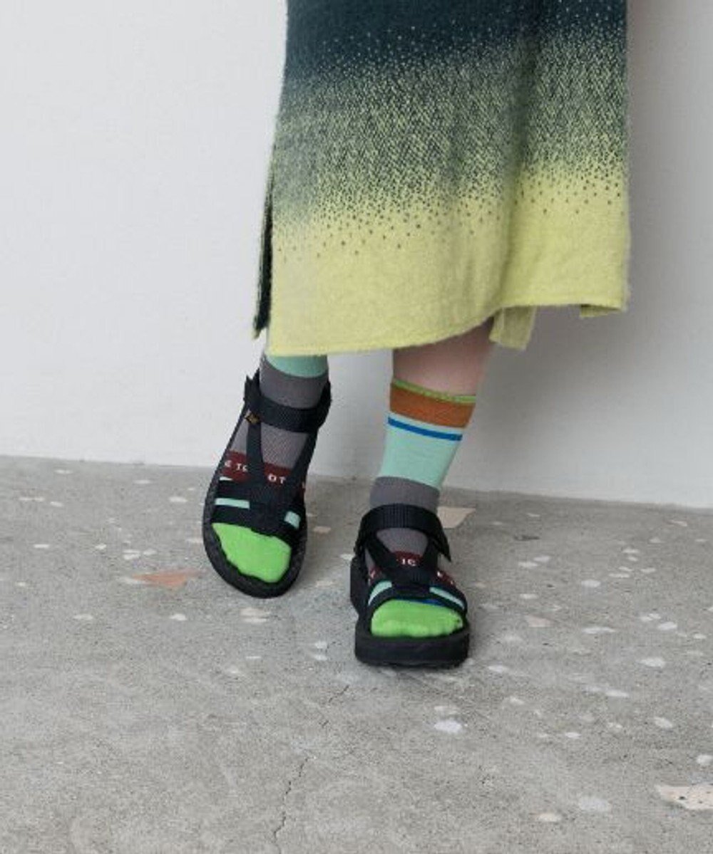 【トリコテ/Tricote】のLOGO BLOCKING SOCKS/ロゴブロッキングソックス 人気、トレンドファッション・服の通販 founy(ファニー) 　ファッション　Fashion　レディースファッション　WOMEN　ソックス　Socks　レッグウェア　Legwear　おすすめ　Recommend　グラフィック　Graphic　シンプル　Simple　ソックス　Socks　タンブラー　Tumbler　ダブル　Double　 other-1|ID: prp329100003598510 ipo3291000000028369559