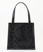 【グレース コンチネンタル/GRACE CONTINENTAL】のCarving Tote Bag 人気、トレンドファッション・服の通販 founy(ファニー) ファッション Fashion レディースファッション WOMEN バッグ Bag ウォレット Wallet ヴィンテージ Vintage スクエア Square 定番 Standard ハンド Hand フォルム Form ポーチ Pouch ワーク Work エレガント 上品 Elegant thumbnail ブラック|ID: prp329100003706064 ipo3291000000028439193