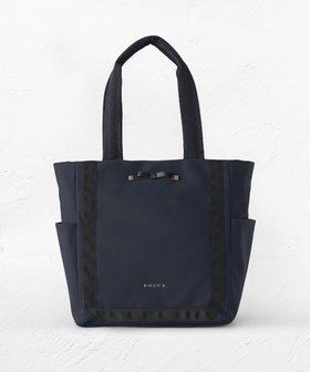 【トッカ/TOCCA】 【A4サイズ対応・撥水】PLENTIFUL A4 NYLONBAG ナイロンバッグ人気、トレンドファッション・服の通販 founy(ファニー) ファッション Fashion レディースファッション Fashion for Women バッグ Bags シンプル Simple, Minimal ジップ Zip, Zipper 財布 Wallet, Purse トリミング Trimming, Decorative Edge フェイス Face, Facial Design フェミニン Feminine, Girly ポケット Pocket, Pocket Detail メタル Metal, Metal Parts モチーフ Motif, Design Theme リボン Ribbon, Bow リュクス Luxury, Elegant, High-End, Chic おすすめ Recommended / Our Picks ビジネス 仕事 通勤 Business / Work / Commuting |ID:prp329100003709038
