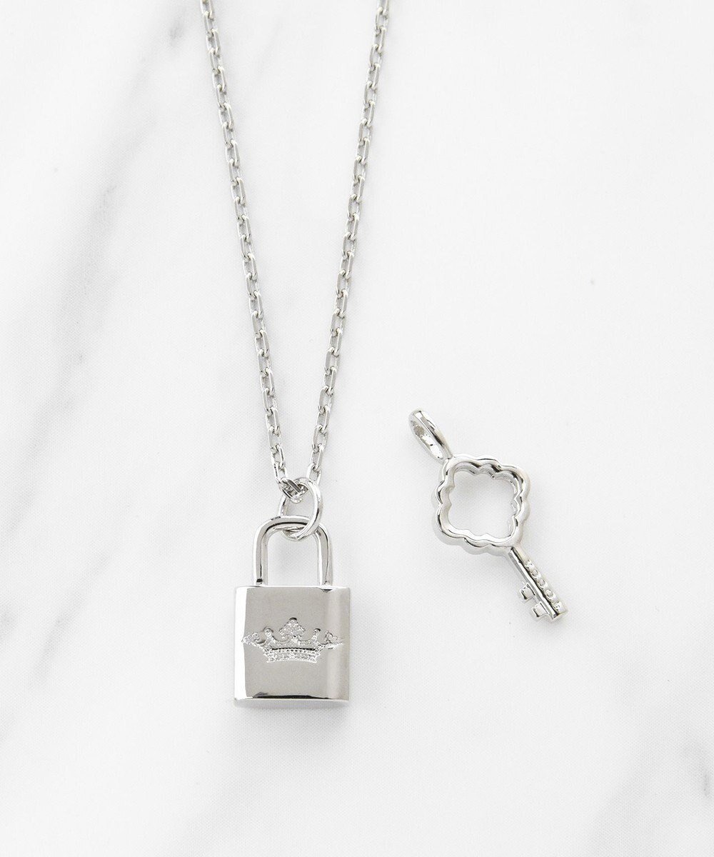 【トッカ/TOCCA】のHAPPY KEY CHARM NECKLACE ネックレス インテリア・キッズ・メンズ・レディースファッション・服の通販 founy(ファニー) 　ファッション　Fashion　レディースファッション　WOMEN　ジュエリー　Jewelry　ネックレス　Necklaces　アクセサリー　Accessories　クラウン　Crown　シンプル　Simple　ジュエリー　Jewelry　チェーン　Chain　チャーム　Charm　ネックレス　Necklace　モチーフ　Motif　ロング　Long　S/S・春夏　Ss・Spring/Summer　おすすめ　Recommend　夏　Summer　2024年　2024　2024春夏・S/S　Ss,Spring/Summer,2024　ギフト プレゼント　Gift Present　シルバー系|ID: prp329100003709054 ipo3291000000028436518