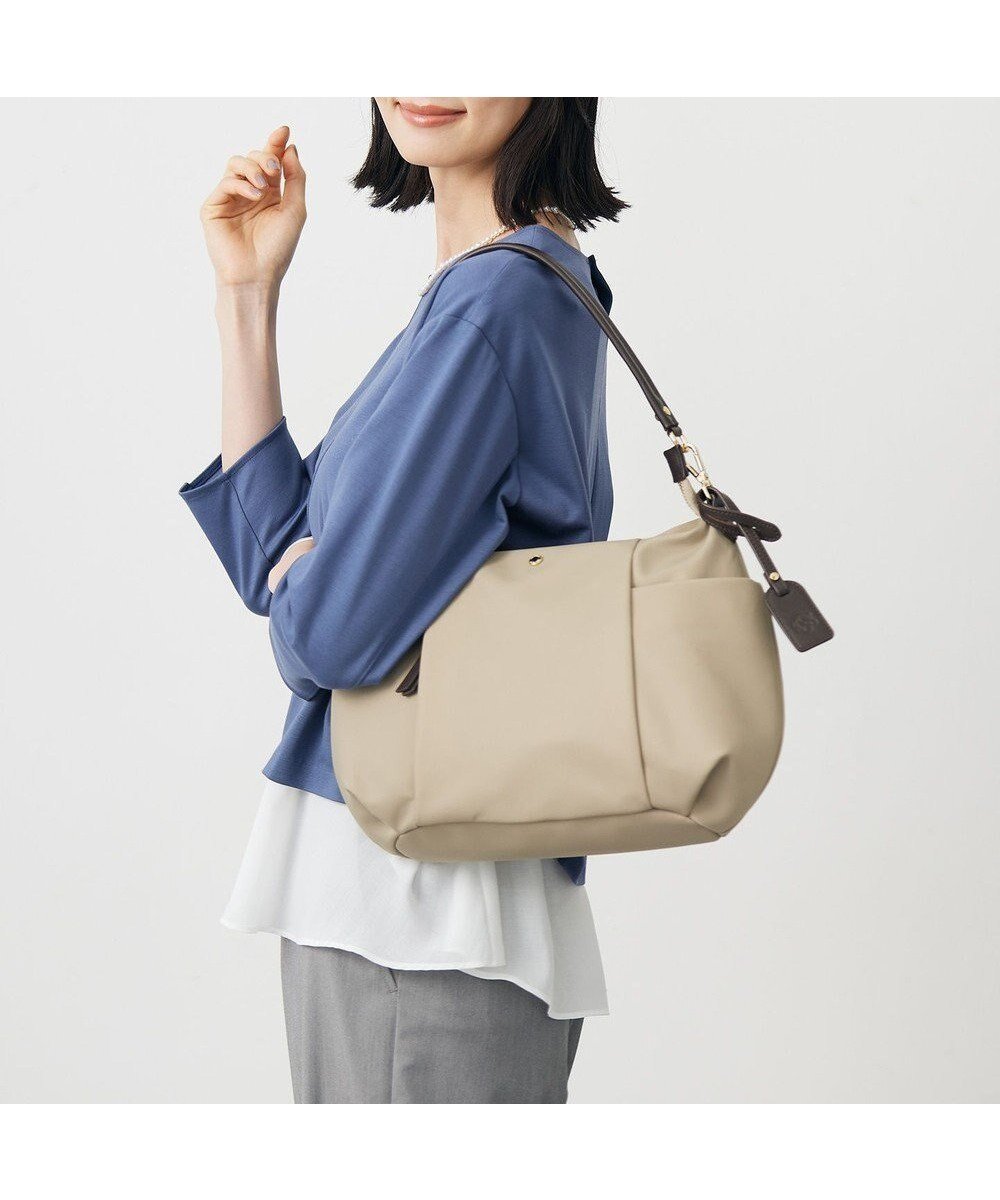 【ジェイ プレス/J.PRESS】の【新色登場!・WEB限定カラーあり・撥水・2way】ナイロン ショルダー バッグ インテリア・キッズ・メンズ・レディースファッション・服の通販 founy(ファニー) 　ファッション　Fashion　レディースファッション　Fashion for Women　バッグ　Bags　イエロー　Yellow　オレンジ　Orange　ショルダー　Shoulder, Shoulder Strap　シンプル　Simple, Minimal　ターコイズ　Turquoise, Blue-Green　チャーム　Charm, Pendant　ポケット　Pocket, Pocket Detail　ポシェット　Pochette, Mini Bag　ベージュ系1|ID: prp329100003716285 ipo3291000000033353882