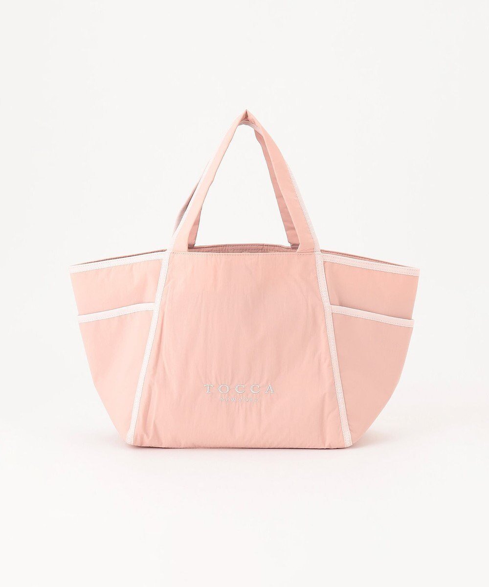 【トッカ/TOCCA】の【WEB&一部店舗限定】【撥水】PISCINA TOTE M トートバッグ M インテリア・キッズ・メンズ・レディースファッション・服の通販 founy(ファニー) 　ファッション　Fashion　レディースファッション　WOMEN　バッグ　Bag　クラウン　Crown　シューズ　Shoes　ジップ　Zip　スポーツ　Sports　スポーティ　Sporty　財布　Wallet　フェミニン　Feminine　プリント　Print　ポケット　Pocket　リボン　Ribbon　旅行　Travel　ピンク系|ID: prp329100003748812 ipo3291000000028343674