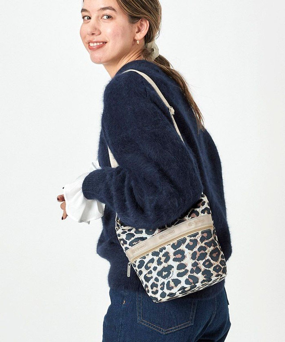 【レスポートサック/LeSportsac】のMINI BUCKET SHOULDER BAG/フラクセンレオパード 人気、トレンドファッション・服の通販 founy(ファニー) 　ファッション　Fashion　レディースファッション　WOMEN　アウトドア　Outdoor　イエロー　Yellow　スマート　Smart　財布　Wallet　バケツ　Bucket　ポケット　Pocket　ポーチ　Pouch　レオパード　Leopard　おすすめ　Recommend　旅行　Travel　 other-1|ID: prp329100003766140 ipo3291000000024800805