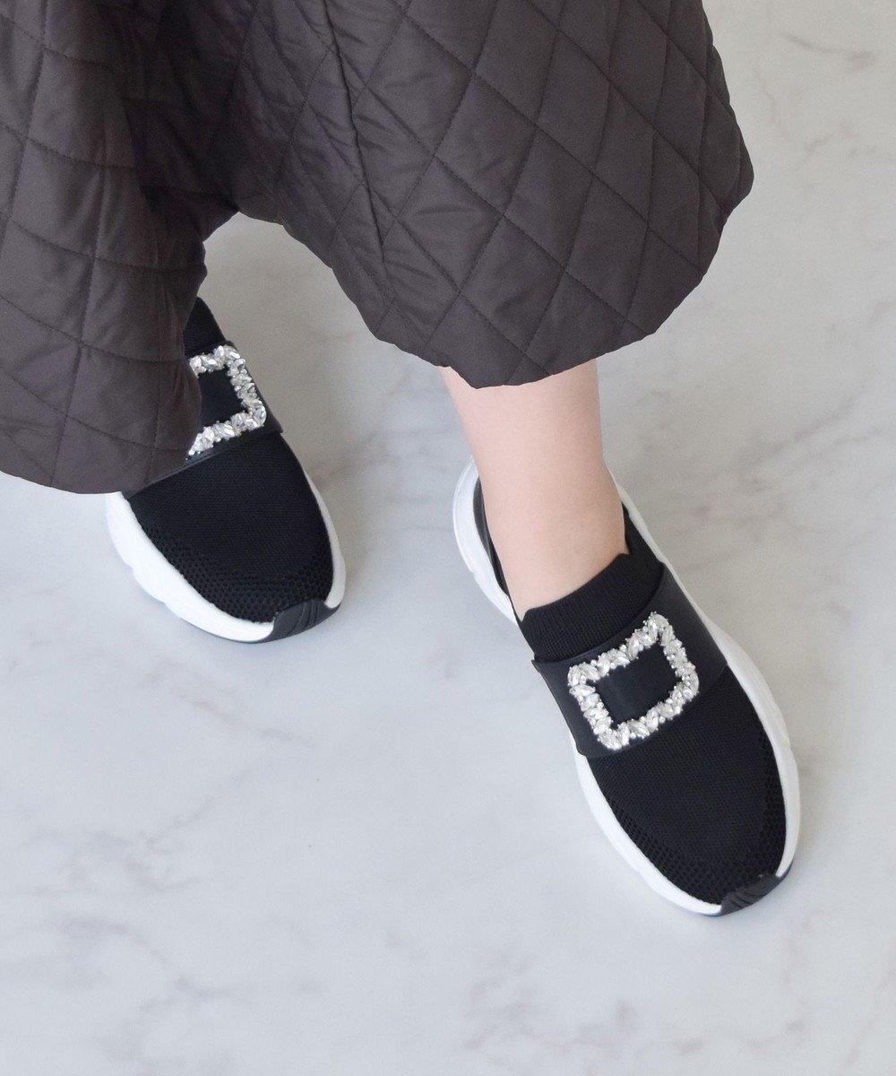 【ブリジット バーキン/Bridget Birkin】の【Bridget Birkin】ビジューバックルニットスニーカー インテリア・キッズ・メンズ・レディースファッション・服の通販 founy(ファニー) 　ファッション　Fashion　レディースファッション　WOMEN　トップス・カットソー　Tops/Tshirt　ニット　Knit Tops　スニーカー　Sneakers　フィット　Fit　ブラック|ID: prp329100003780007 ipo3291000000032222007