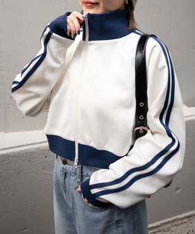 【ウィゴー/WEGO】のショートトラックジャケット 人気、トレンドファッション・服の通販 founy(ファニー) ファッション Fashion レディースファッション WOMEN アウター Coat Outerwear ジャケット Jackets ブルゾン Blouson/Jackets インナー Inner カーゴパンツ Cargo Pants クロップド Cropped ショート Short ジップ Zip ジャケット Jacket スポーツ Sports スポーティ Sporty スマホ Smartphone デニム Denim トレンド Trend ハイネック High Neck ブルゾン Blouson 羽織 Haori ミックス Mix A/W・秋冬 Aw・Autumn/Winter・Fw・Fall-Winter 再入荷 Restock/Back In Stock/Re Arrival おすすめ Recommend |ID:prp329100003834426