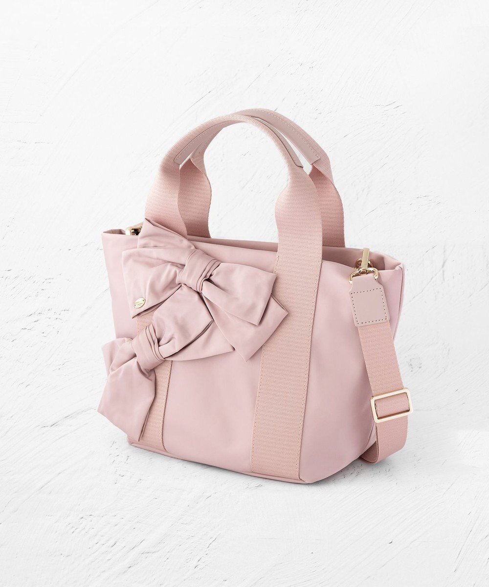 【トッカ/TOCCA】の【大人百花掲載・撥水】T CADEAU TOTE トートバッグ インテリア・キッズ・メンズ・レディースファッション・服の通販 founy(ファニー) 　ファッション　Fashion　レディースファッション　WOMEN　バッグ　Bag　おすすめ　Recommend　アシンメトリー　Asymmetry　ギフト プレゼント　Gift Present　ジップ　Zip　ポケット　Pocket　リボン　Ribbon　財布　Wallet　雑誌　Magazine　ピンク系|ID: prp329100003870526 ipo3291000000030928413