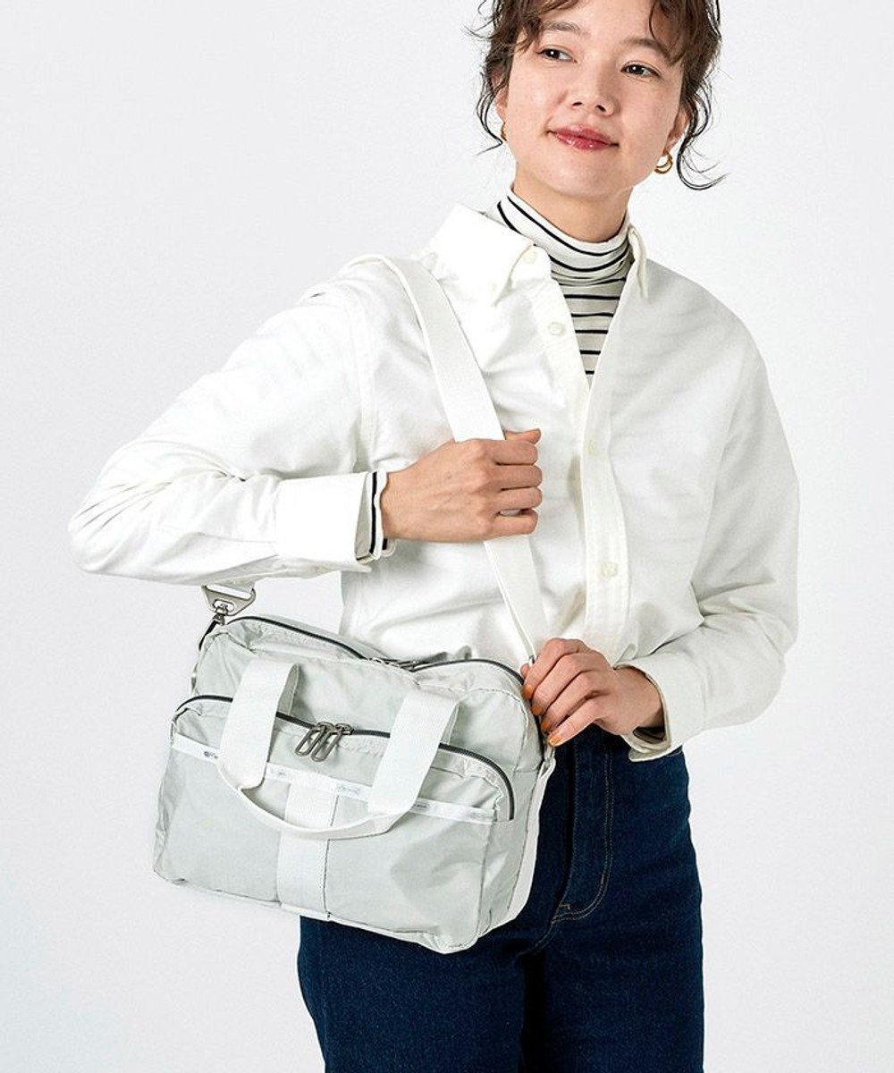 【レスポートサック/LeSportsac】のMETRO CONVERTIBLE/ブランC 人気、トレンドファッション・服の通販 founy(ファニー) 　ファッション　Fashion　レディースファッション　WOMEN　軽量　Lightweight　シンプル　Simple　財布　Wallet　トラベル　Travel　定番　Standard　人気　Popularity　ハンドバッグ　Handbag　プリント　Print　ポケット　Pocket　マグネット　Magnet　無地　Plain Color　再入荷　Restock/Back In Stock/Re Arrival　旅行　Travel　 other-1|ID: prp329100003874281 ipo3291000000029253533