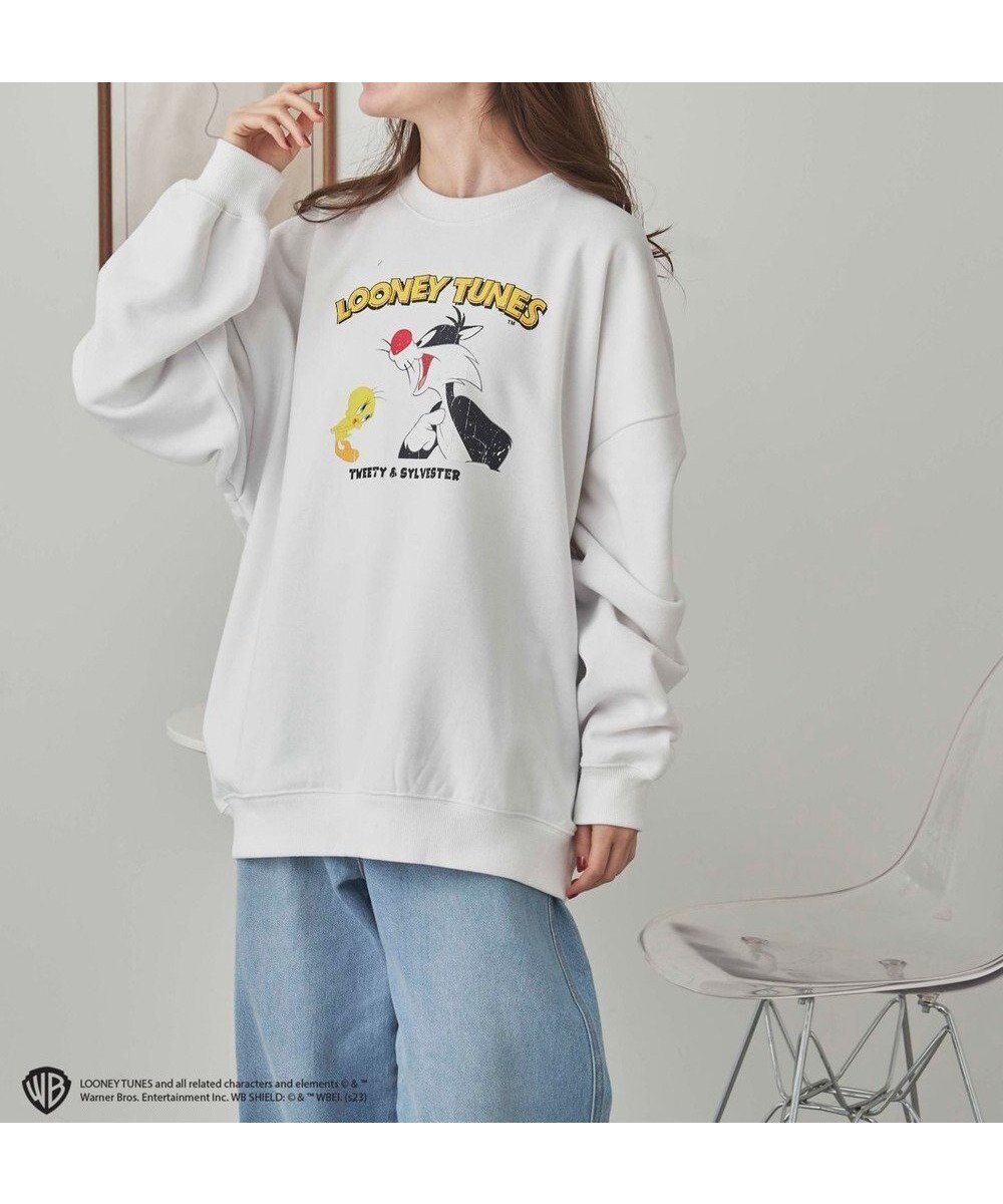 【ウィゴー/WEGO】の別注LOONEY TUNESプルオーバー 人気、トレンドファッション・服の通販 founy(ファニー) 　ファッション　Fashion　レディースファッション　WOMEN　トップス・カットソー　Tops/Tshirt　パーカ　Sweats　プルオーバー　Pullover　スウェット　Sweat　イラスト　Illustration　春　Spring　秋　Autumn/Fall　カーゴパンツ　Cargo Pants　キャップ　Cap　キャラクター　Character　スウェット　Sweat　スマホ　Smartphone　デニム　Denim　トレンド　Trend　フロント　Front　プリント　Print　別注　Special Order　冬　Winter　S/S・春夏　Ss・Spring/Summer　おすすめ　Recommend　夏　Summer　 other-1|ID: prp329100003885610 ipo3291000000029243575