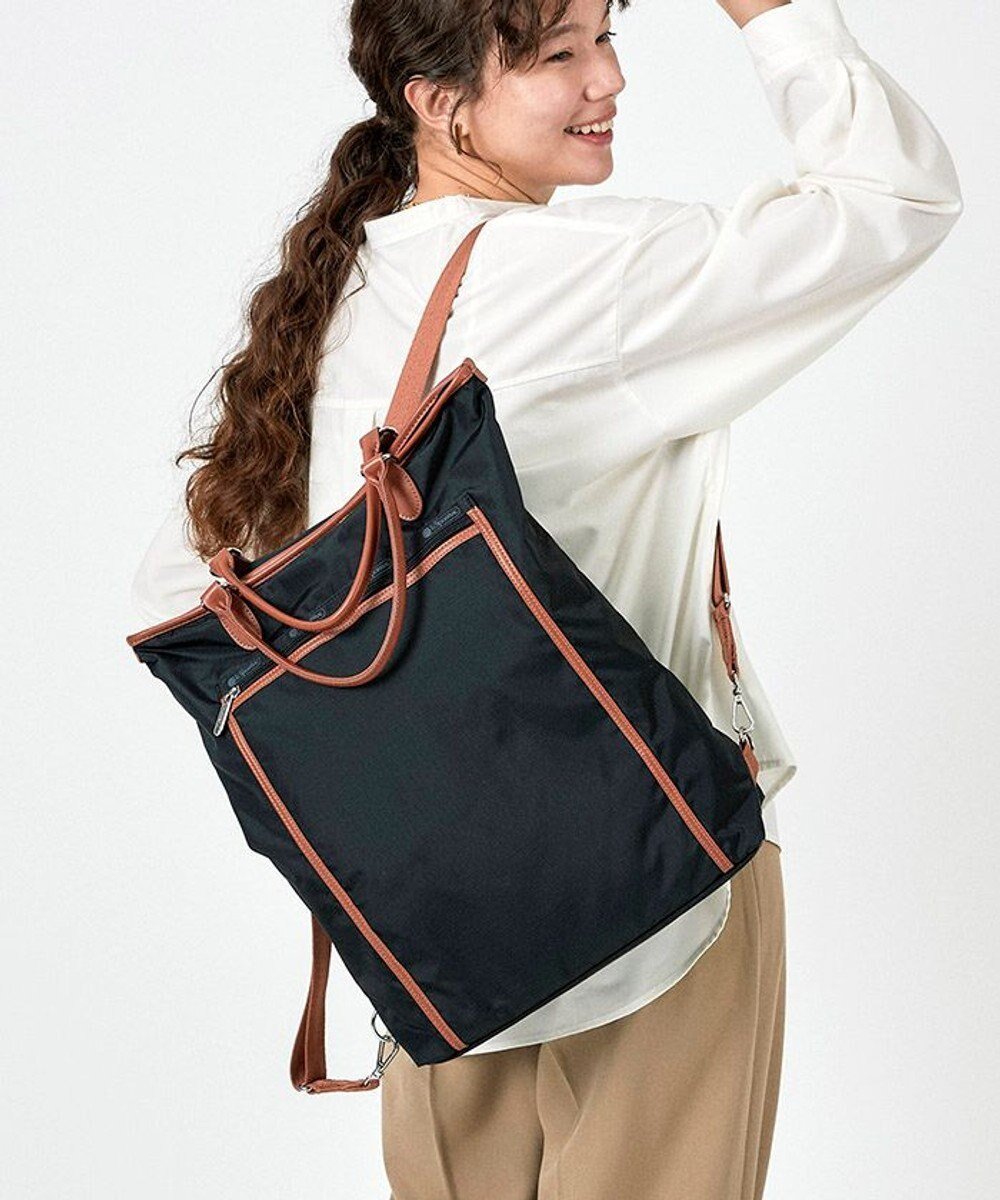 【レスポートサック/LeSportsac】のUPTOWN EVERYDAY TH BKPK/アップタウンブラック/チョコレート 人気、トレンドファッション・服の通販 founy(ファニー) 　ファッション　Fashion　レディースファッション　WOMEN　バッグ　Bag　クッション　Cushion　クラシカル　Classical　軽量　Lightweight　スクエア　Square　トートバック　Tote Bag　プリント　Print　ポケット　Pocket　マグネット　Magnet　無地　Plain Color　リュック　Ruck Sack　おすすめ　Recommend　旅行　Travel　ビジネス 仕事 通勤　Business　 other-1|ID: prp329100003908681 ipo3291000000025796268