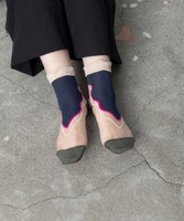 【トリコテ/Tricote】のCURVE LINE SOCKS/カーブラインソックス 人気、トレンドファッション・服の通販 founy(ファニー) ファッション Fashion レディースファッション WOMEN ソックス Socks レッグウェア Legwear おすすめ Recommend ソックス Socks タンブラー Tumbler ハンド Hand エレガント 上品 Elegant 再入荷 Restock/Back In Stock/Re Arrival |ID:prp329100003918822
