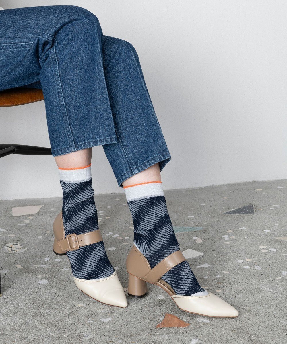 【トリコテ/Tricote】のBUMPY BLUR STRIPE SOCKS/パンビーぼかしボーダーソックス 人気、トレンドファッション・服の通販 founy(ファニー) 　ファッション　Fashion　レディースファッション　WOMEN　ソックス　Socks　レッグウェア　Legwear　おすすめ　Recommend　シンプル　Simple　ソックス　Socks　タンブラー　Tumbler　ボーダー　Border　再入荷　Restock/Back In Stock/Re Arrival　 other-1|ID: prp329100003918835 ipo3291000000029267876