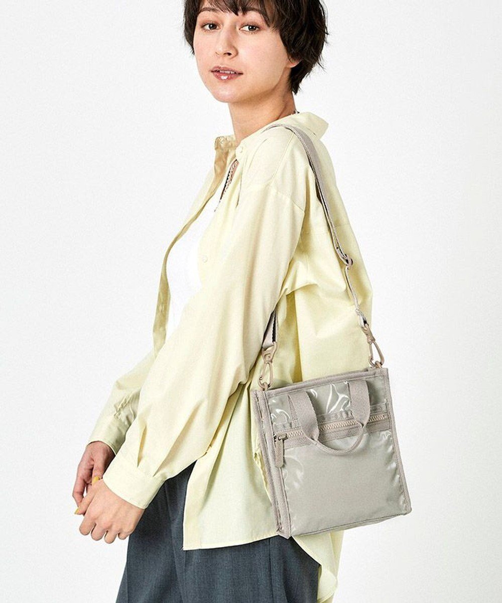 【レスポートサック/LeSportsac】のMINI N/S TOTE/フォッシルシャイン 人気、トレンドファッション・服の通販 founy(ファニー) 　ファッション　Fashion　レディースファッション　WOMEN　バッグ　Bag　アウトドア　Outdoor　コレクション　Collection　軽量　Lightweight　ショルダー　Shoulder　シンプル　Simple　スクエア　Square　スポーティ　Sporty　スマート　Smart　財布　Wallet　プリント　Print　ポケット　Pocket　ポーチ　Pouch　無地　Plain Color　おすすめ　Recommend　旅行　Travel　エレガント 上品　Elegant　 other-1|ID: prp329100003925903 ipo3291000000027544063