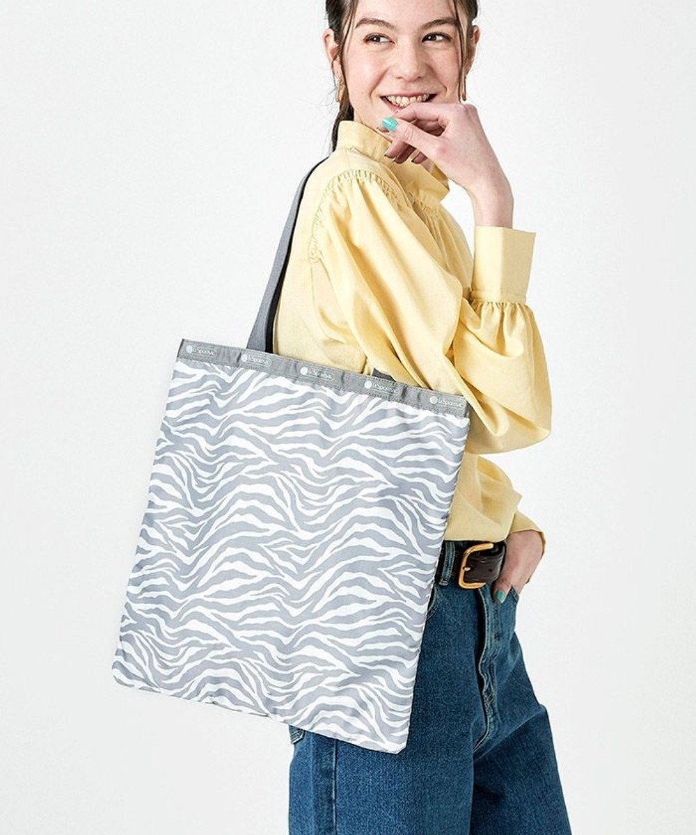 【レスポートサック/LeSportsac】のLARGE EMERALD TOTE/アロイゼブラ 人気、トレンドファッション・服の通販 founy(ファニー) 　ファッション　Fashion　レディースファッション　WOMEN　バッグ　Bag　シンプル　Simple　スリム　Slim　雑誌　Magazine　ポケット　Pocket　おすすめ　Recommend　ビジネス 仕事 通勤　Business　 other-1|ID: prp329100003925909 ipo3291000000025924337