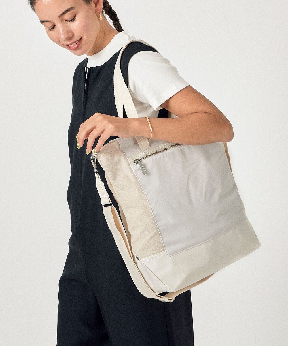 【レスポートサック/LeSportsac】のCANVAS CONV N/S TOTE/メレンゲキャンバス 人気、トレンドファッション・服の通販 founy(ファニー) 　ファッション　Fashion　レディースファッション　WOMEN　バッグ　Bag　キャンバス　Canvas　軽量　Lightweight　ショルダー　Shoulder　雑誌　Magazine　人気　Popularity　プリント　Print　ポケット　Pocket　無地　Plain Color　おすすめ　Recommend　旅行　Travel　ビジネス 仕事 通勤　Business　 other-1|ID: prp329100003925917 ipo3291000000026435200