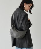 【ラシット/russet】の【新色追加】ソフトレザーラウンドショルダーバッグ(CE-1326-WEB) Charcoal|ID:prp329100003938735