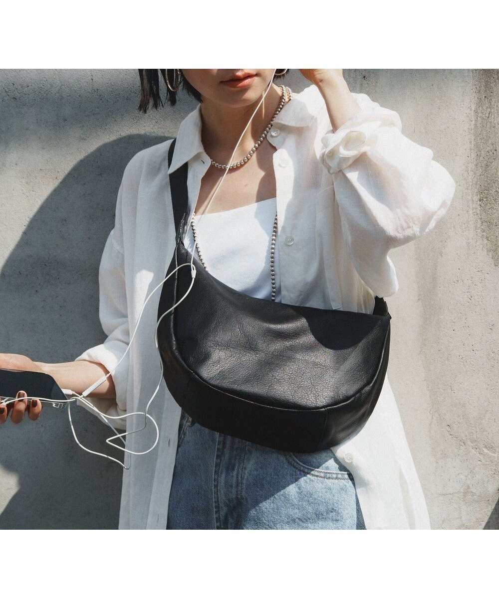 【ラシット/russet】のソフトレザーラウンドショルダーバッグ(CE-1326-WEB) インテリア・キッズ・メンズ・レディースファッション・服の通販 founy(ファニー) 　ファッション　Fashion　レディースファッション　WOMEN　軽量　Lightweight　ショルダー　Shoulder　シルバー　Silver　シンプル　Simple　スマート　Smart　財布　Wallet　トレンド　Trend　定番　Standard　人気　Popularity　ハーフ　Half　フィット　Fit　フォルム　Form　ベーシック　Basic　ポケット　Pocket　ラウンド　Round　再入荷　Restock/Back In Stock/Re Arrival　おすすめ　Recommend　日本製　Made In Japan　旅行　Travel　エレガント 上品　Elegant　ビジネス 仕事 通勤　Business　Black2(シルバー金具)|ID: prp329100003938735 ipo3291000000032372252