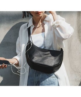 【ラシット/russet】のソフトレザーラウンドショルダーバッグ(CE-1326-WEB) 人気、トレンドファッション・服の通販 founy(ファニー) ファッション Fashion レディースファッション Ladies' Fashion Online 軽量 Lightweight ショルダー Shoulder シルバー Silver シンプル Simple スマート Smart 財布 Wallet トレンド Trend 定番 Standard 人気 Popularity ハーフ Half フィット Fit フォルム Form ベーシック Basic ポケット Pocket ラウンド Round 再入荷 Restock/Back In Stock/Re Arrival おすすめ Recommend 日本製 Made In Japan 旅行 Travel エレガント 上品 Elegant ビジネス 仕事 通勤 Business |ID:prp329100003938735
