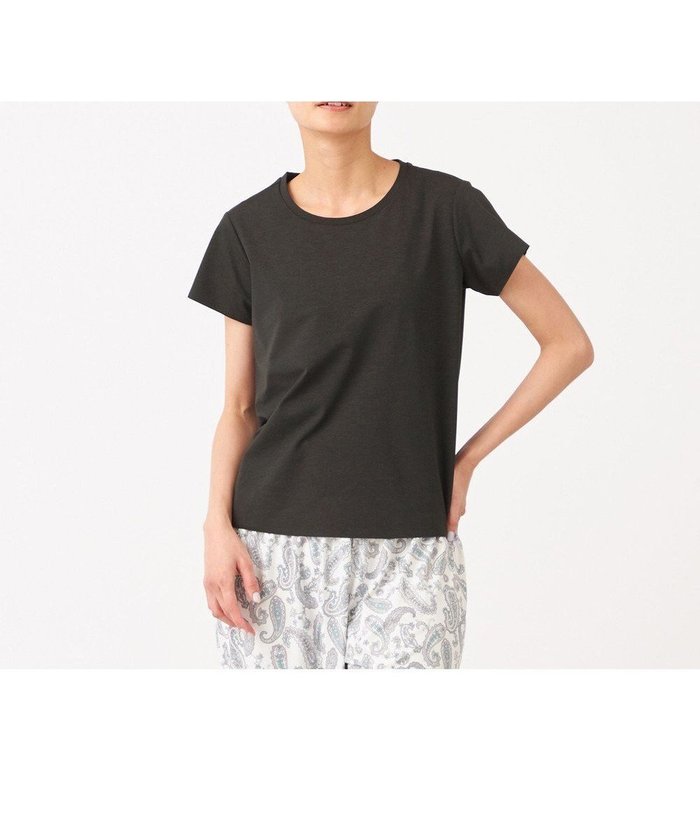 【チャコット/Chacott】のChacott BALANCE DRY UVコンパクトTシャツ インテリア・キッズ・メンズ・レディースファッション・服の通販 founy(ファニー) https://founy.com/ ファッション Fashion レディースファッション WOMEN トップス・カットソー Tops/Tshirt シャツ/ブラウス Shirts/Blouses ロング / Tシャツ T-Shirts コンパクト Compact 吸水 Water Absorption ストレッチ Stretch パウダー Powder おすすめ Recommend |ID: prp329100003979243 ipo3291000000026246302