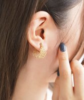 【カスミノ/CASUMINO】のleaf earrings 人気、トレンドファッション・服の通販 founy(ファニー) ファッション Fashion レディースファッション WOMEN ジュエリー Jewelry リング Rings イヤリング Earrings アクセサリー Accessories イヤリング Earrings かぎ針 Crochet 手編み Hand Knitting フープ Hoop ワイヤー Wire NEW・新作・新着・新入荷 New Arrivals エレガント 上品 Elegant |ID:prp329100003981482