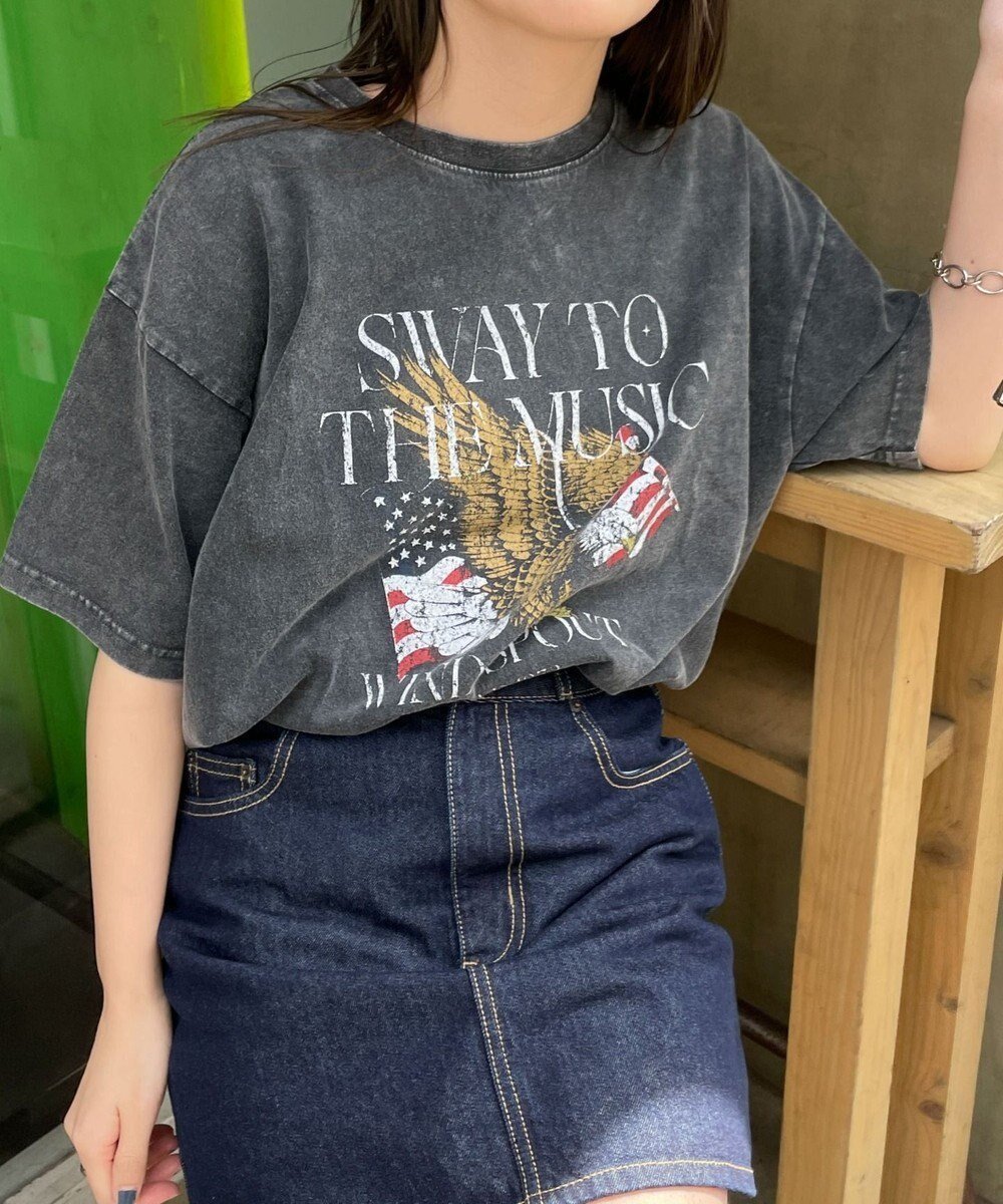 【ウィゴー/WEGO】の【綿100%】ヴィンテージウォッシュグラフィックTシャツ インテリア・キッズ・メンズ・レディースファッション・服の通販 founy(ファニー) 　ファッション　Fashion　レディースファッション　WOMEN　トップス・カットソー　Tops/Tshirt　シャツ/ブラウス　Shirts/Blouses　ロング / Tシャツ　T-Shirts　カットソー　Cut and Sewn　S/S・春夏　Ss・Spring/Summer　カットソー　Cut And Sew　グラフィック　Graphic　スニーカー　Sneakers　スマホ　Smartphone　デニム　Denim　ヴィンテージ　Vintage　半袖　Short Sleeve　夏　Summer　春　Spring　スミクロ|ID: prp329100003982388 ipo3291000000029042955