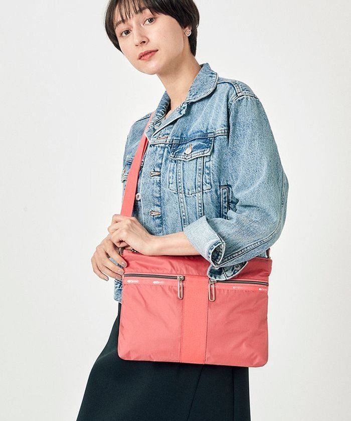 【レスポートサック/LeSportsac】のPOUCH CROSSBODY/ポップコーラルC インテリア・キッズ・メンズ・レディースファッション・服の通販 founy(ファニー) https://founy.com/ ファッション Fashion レディースファッション WOMEN コンパクト Compact 軽量 Lightweight ショルダー Shoulder シンプル Simple スリム Slim 財布 Wallet 定番 Standard 人気 Popularity プリント Print ポケット Pocket ポーチ Pouch 無地 Plain Color おすすめ Recommend |ID: prp329100003990529 ipo3291000000029477551