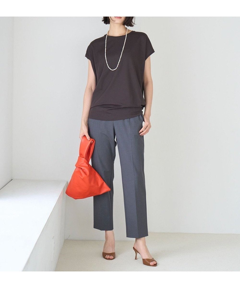 【アンフィーロ 自由区/UNFILO】のマイビューティ テーパードパンツ インテリア・キッズ・メンズ・レディースファッション・服の通販 founy(ファニー) 　ファッション　Fashion　レディースファッション　Fashion for Women　パンツ　Pants & Trousers　春　Spring　軽量　Lightweight, Ultra Light　ストレッチ　Stretch, Stretchy Fabric　センター　Center, Center Line　フラット　Flat, Flat Shoes　フロント　Front, Front Design　S/S・春夏　SS, Spring/Summer, Warm Season　夏　Summer　旅行　Travel　ビジネス 仕事 通勤　Business / Work / Commuting　チャコール|ID: prp329100004006985 ipo3291000000035772818