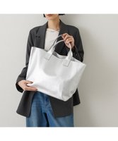 【イアクッチ/IACUCCI】のオペラ LAMINATO/INSTAMP 人気、トレンドファッション・服の通販 founy(ファニー) ファッション Fashion レディースファッション WOMEN バッグ Bag 春 Spring コレクション Collection 軽量 Lightweight シルバー Silver シンプル Simple フォルム Form プリント Print 再入荷 Restock/Back In Stock/Re Arrival S/S・春夏 Ss・Spring/Summer おすすめ Recommend 夏 Summer 2024年 2024 エレガント 上品 Elegant ビジネス 仕事 通勤 Business 2024-2025秋冬・A/W Aw/Autumn/Winter/Fw/Fall/2024-2025 |ID:prp329100004042089