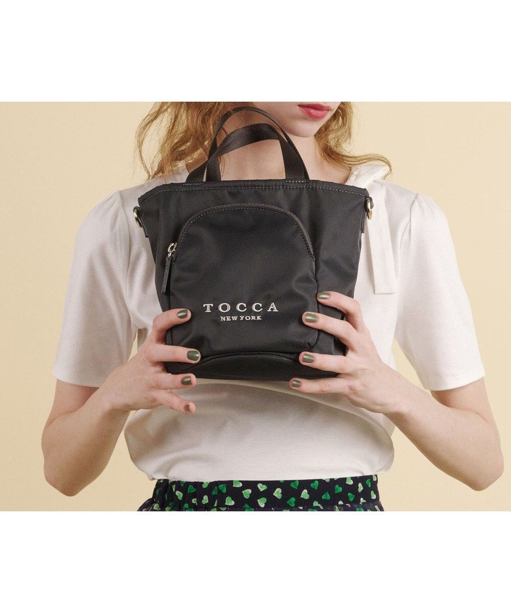 【トッカ/TOCCA】の【WEB&一部店舗限定】【撥水・環境に優しい素材】COLLINA BUCKETBAG バケットバッグ インテリア・キッズ・メンズ・レディースファッション・服の通販 founy(ファニー) 　ファッション　Fashion　レディースファッション　WOMEN　バッグ　Bag　クラウン　Crown　コンパクト　Compact　巾着　Purse　軽量　Lightweight　シューズ　Shoes　ジップ　Zip　スポーツ　Sports　スマホ　Smartphone　スマート　Smart　財布　Wallet　トレンド　Trend　手帳　Pocket Book　ハンカチ　Handkerchief　バケツ　Bucket　フォルム　Form　フロント　Front　ポケット　Pocket　リュクス　Luxe　旅行　Travel　グレー系|ID: prp329100004047506 ipo3291000000027229415