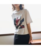 【アンフィーロ 自由区/UNFILO】の【Lee Izumida×UNFILO】プリント Tシャツ 人気、トレンドファッション・服の通販 founy(ファニー) ファッション Fashion レディースファッション WOMEN トップス・カットソー Tops/Tshirt シャツ/ブラウス Shirts/Blouses ロング / Tシャツ T-Shirts カットソー Cut and Sewn アクリル Acrylic 春 Spring カットソー Cut And Sew プリント Print モチーフ Motif S/S・春夏 Ss・Spring/Summer 夏 Summer thumbnail オフ|ID: prp329100004053032 ipo3291000000027249726