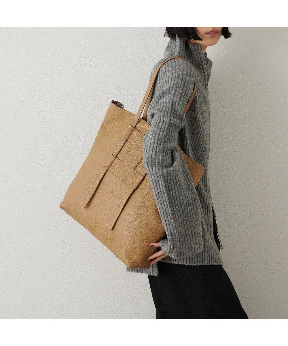 【イアクッチ/IACUCCI】の《TIME SALE》ブレッツァ CERVO/INSTAMP 人気、トレンドファッション・服の通販 founy(ファニー) 　ファッション　Fashion　レディースファッション　WOMEN　バッグ　Bag　シンプル　Simple　人気　Popularity　バランス　Balance　ビッグ　Big　フォルム　Form　フロント　Front　プリント　Print　A/W・秋冬　Aw・Autumn/Winter・Fw・Fall-Winter　2024年　2024　ビジネス 仕事 通勤　Business　2024-2025秋冬・A/W　Aw/Autumn/Winter/Fw/Fall/2024-2025　 other-1|ID: prp329100004053960 ipo3291000000029140908